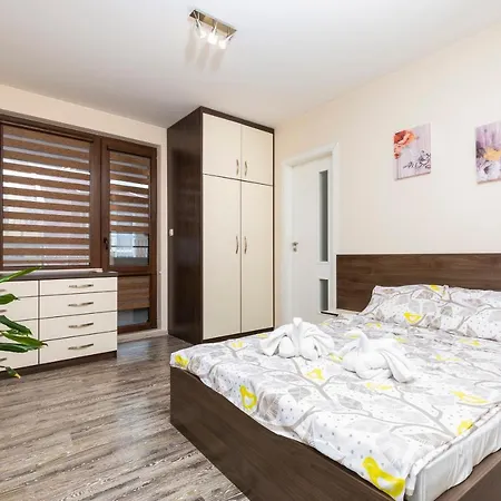 Lejlighed 1bd Flat With A Lovely Terrace In The Centre Of By Flat Mаnager